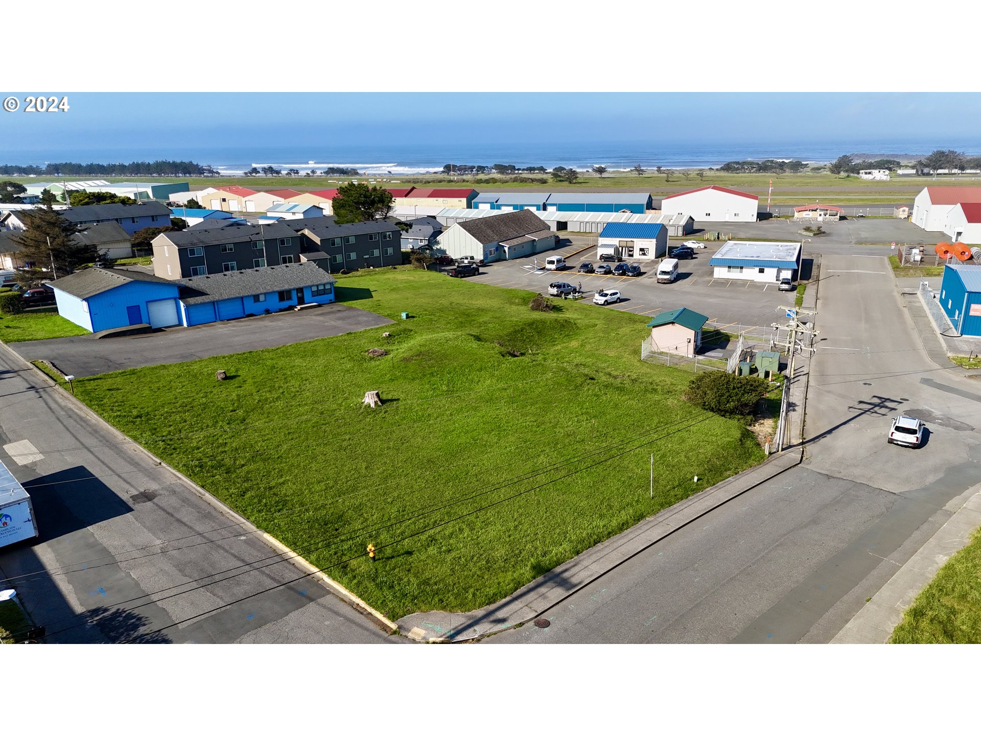 0 Moore St Gold Beach, Brookings Home Listings - Pacific Coastal Real Estate