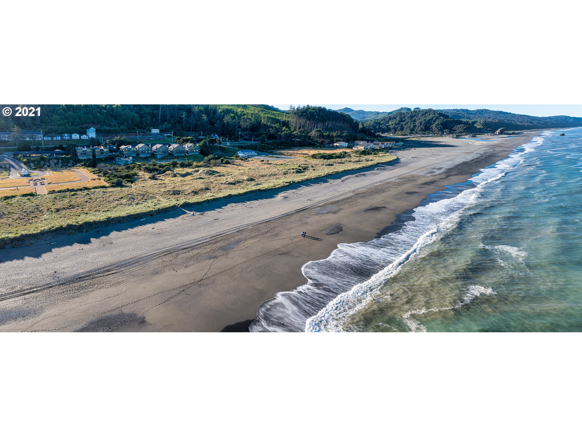 29134 ELLENSBURG AVE Gold Beach, Brookings Home Listings - Pacific Coastal Real Estate