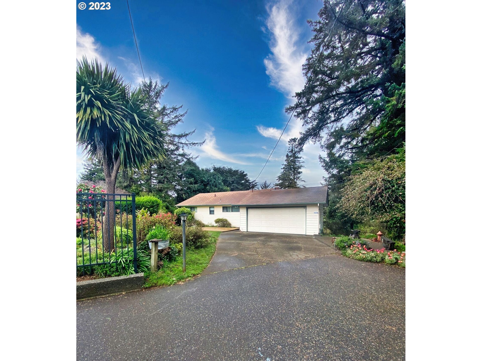 29710 PARK TR Gold Beach, Brookings Home Listings - Pacific Coastal Real Estate