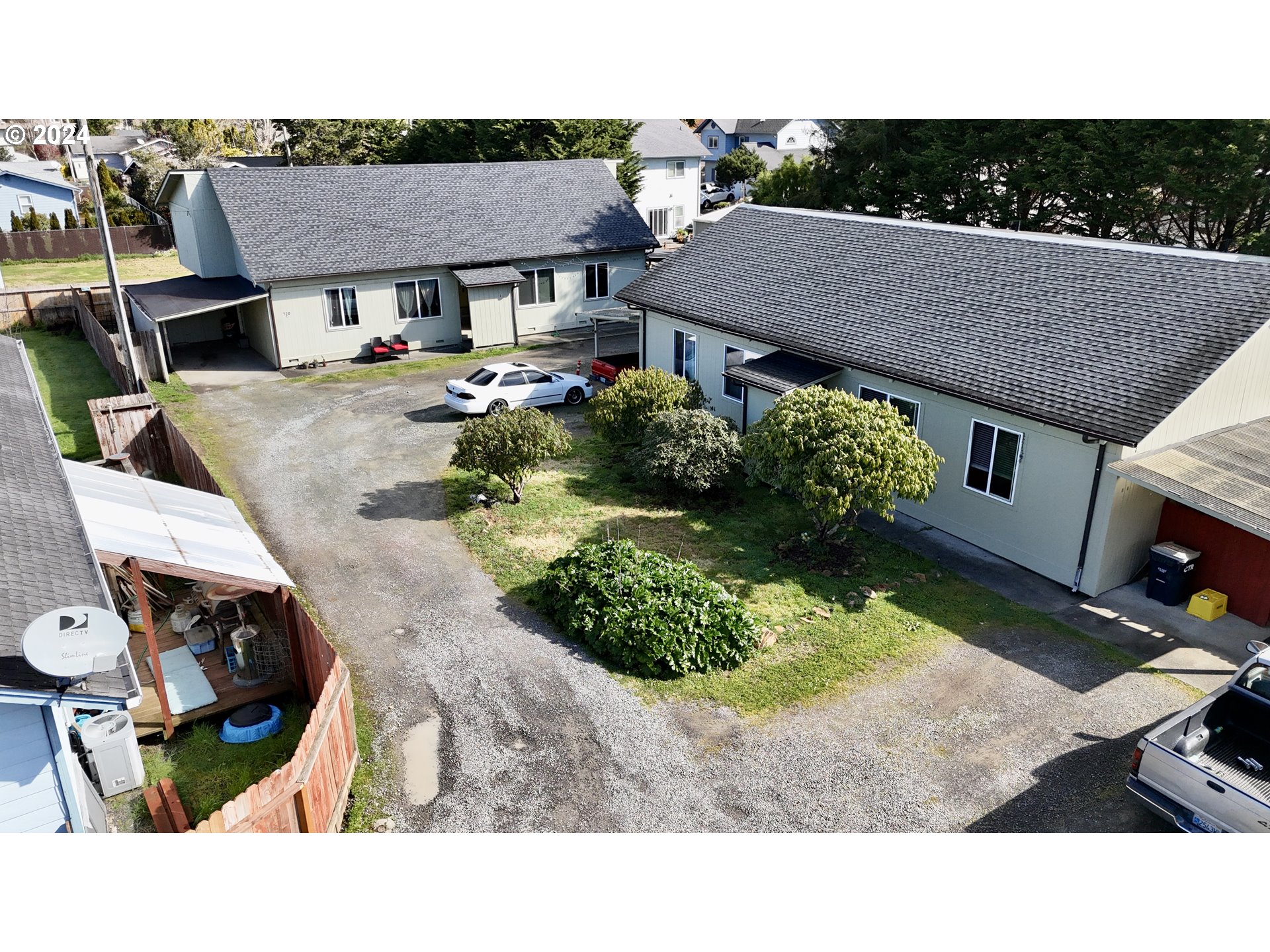 720 2ND ST Gold Beach, Brookings Home Listings - Pacific Coastal Real Estate