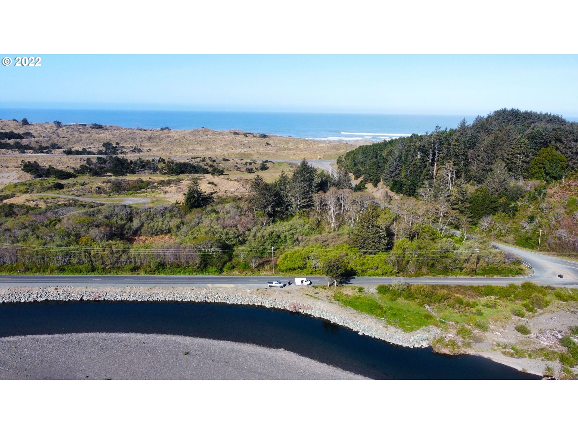  CARPENTERVILLE RD Gold Beach, Brookings Home Listings - Pacific Coastal Real Estate